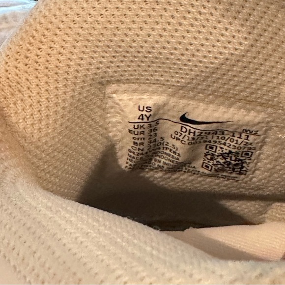 Nike Air Force high top - Picture 3 of 9